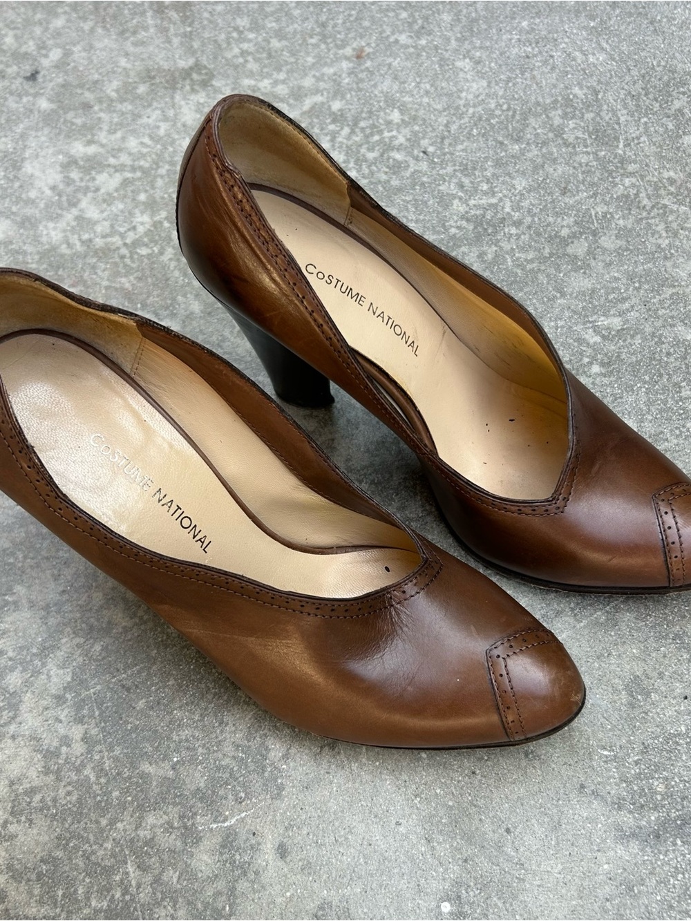 Vintage Costume National Brown Leather Mid Heel Pumps